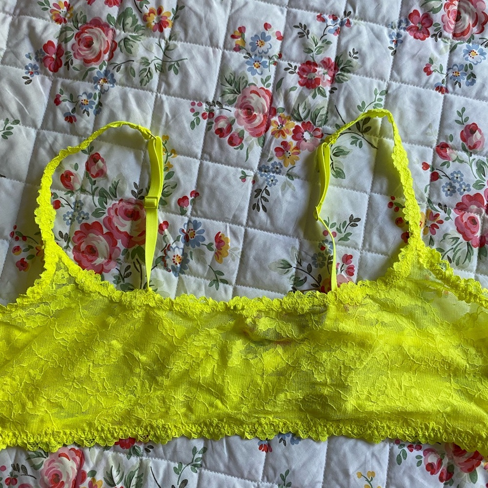 NWT Skims skimpy scoop bralette, stretch lace, 4X
